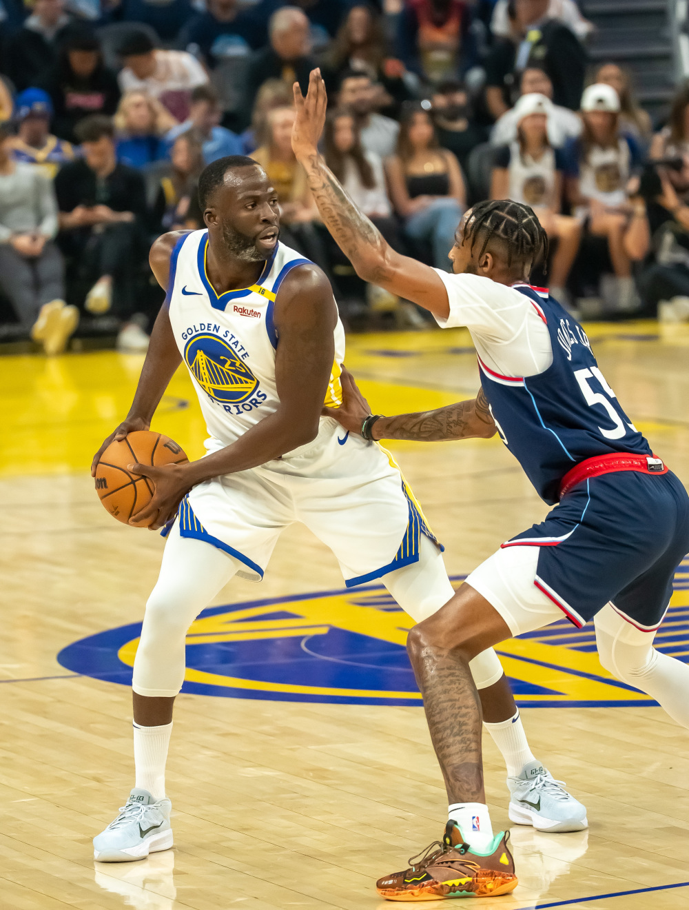 爱游戏平台官方网站 -训练课后NBA常规赛传出新动向;巴塞罗那篮球队单刀错失;高层表态:压力陡增;资深球员宣示担当的简单介绍