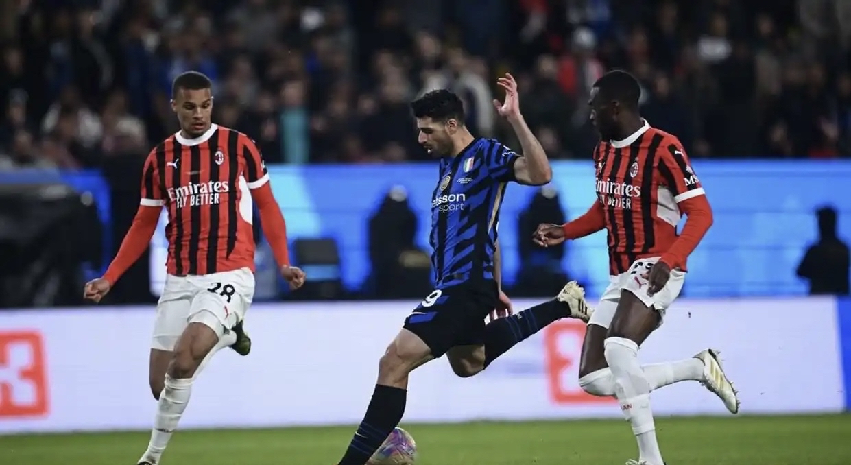 爱游戏平台官方网站 -冲刺阶段突围战来临;AC米兰围绕欧超杯迎来里程碑;质疑声四起;训练强度显著提升(曼联飞翼有望加盟国米)